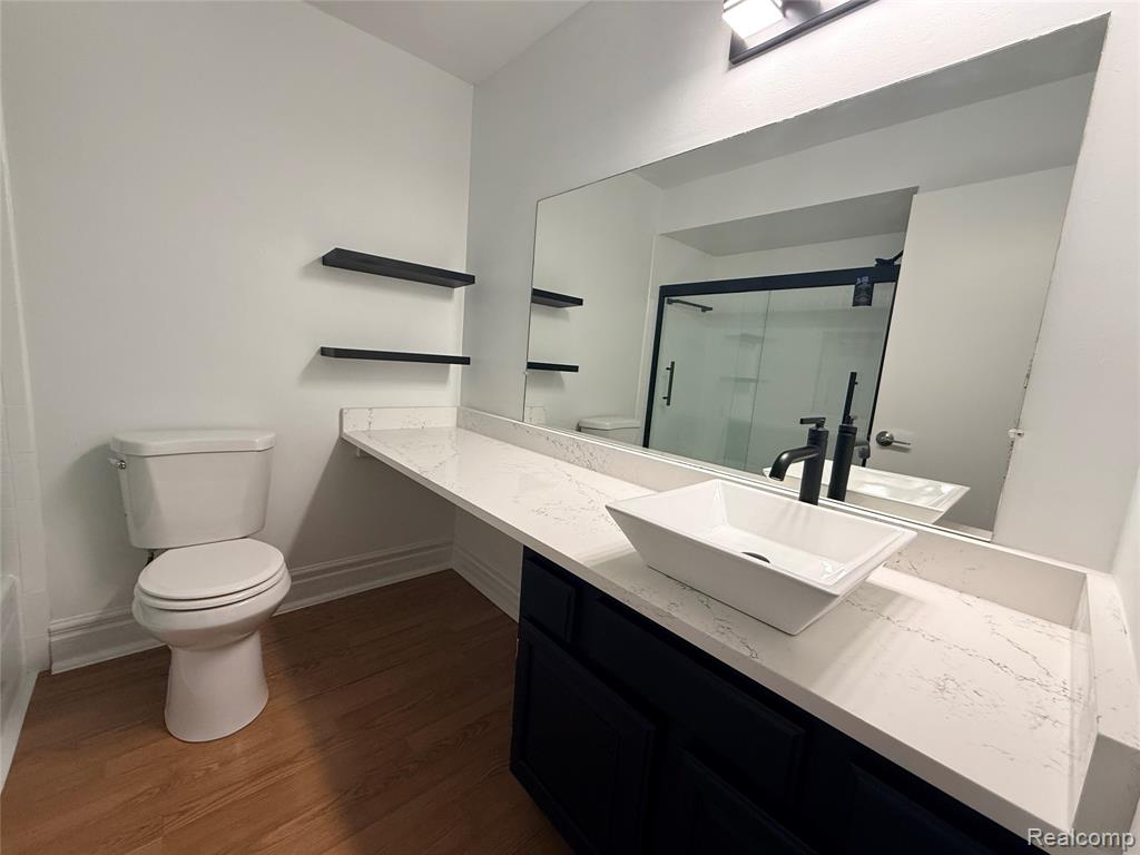 670 E Fox Hills Drive, Bloomfield Hills, MI 48304 — Photo 10