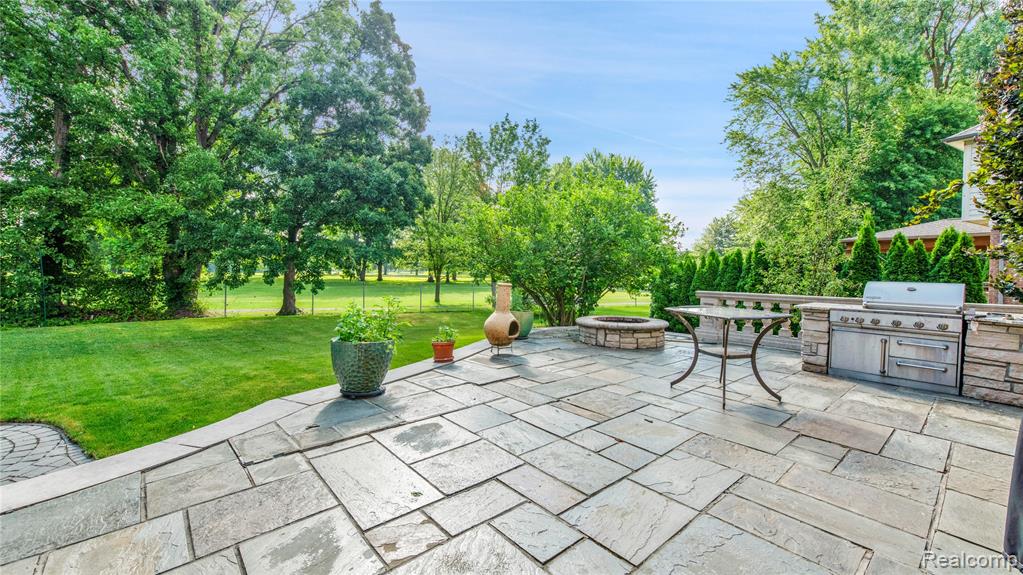 47456 Brennan Drive, Macomb, MI 48044 — Photo 6