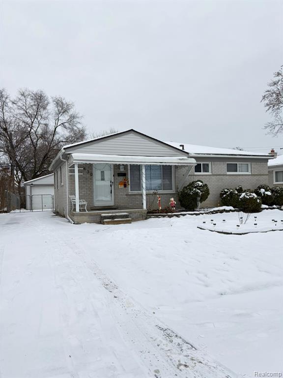 430 Henry Ruff Road, Garden City, MI — Photo 3