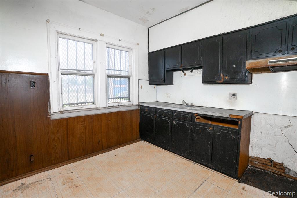 15930 TURNER Street, Detroit, MI 48238 — Photo 10