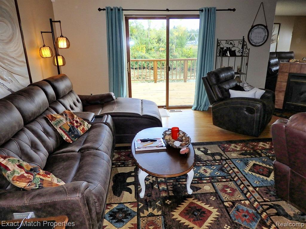 6896 NORTHCREST Way E, 15, Clarkston, MI — Photo 21