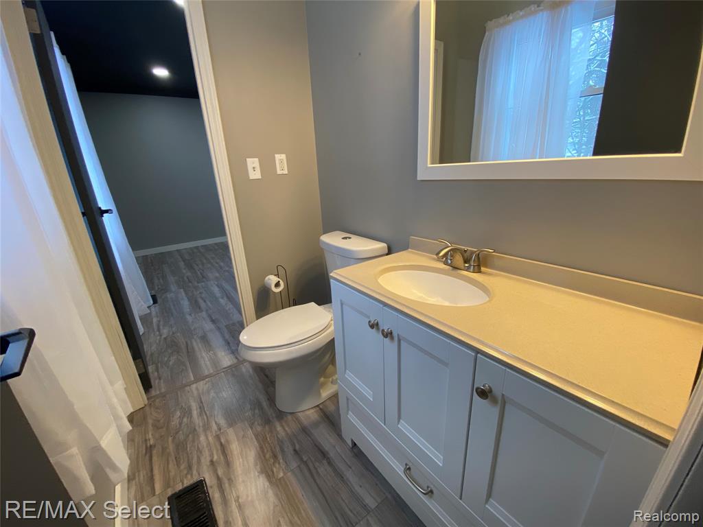 1418 Houston Drive, Swartz Creek, MI 48473 — Photo 6