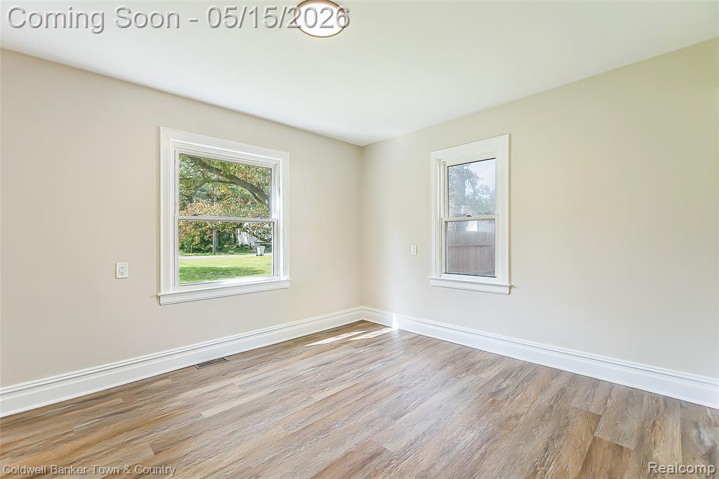 55901 Pontiac Trail Court, New Hudson, MI 48165 — Photo 11