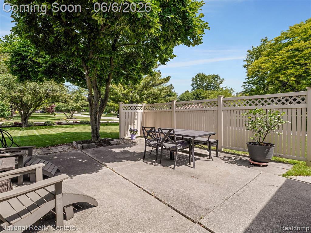 45420 Harmony Lane, Belleville, MI 48111 — Photo 44