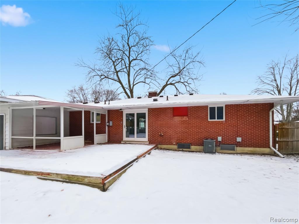 770 Sheryl Drive, Waterford, MI 48328 — Photo 5