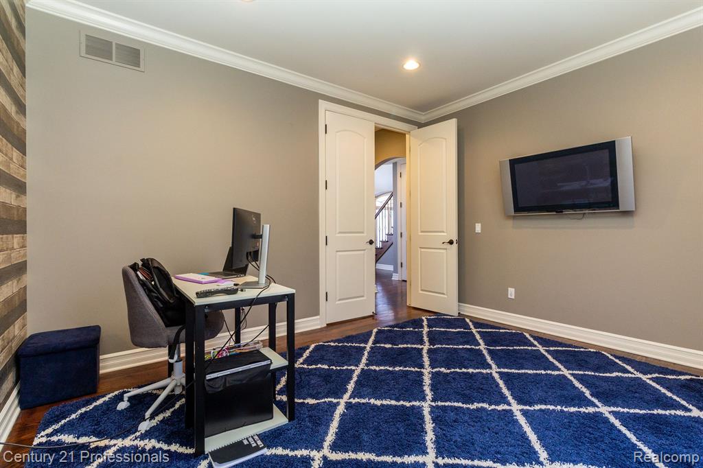 54152 Deer Ridge Court, Rochester, MI 48307 — Photo 27