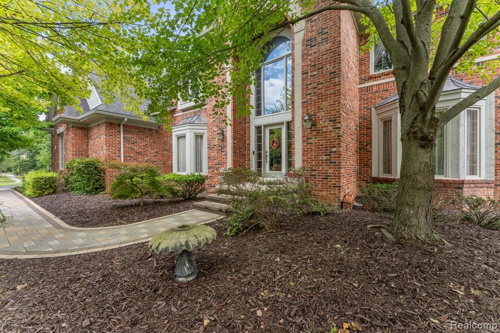 6775 Carlyle Crossing, West Bloomfield, MI — Photo 5