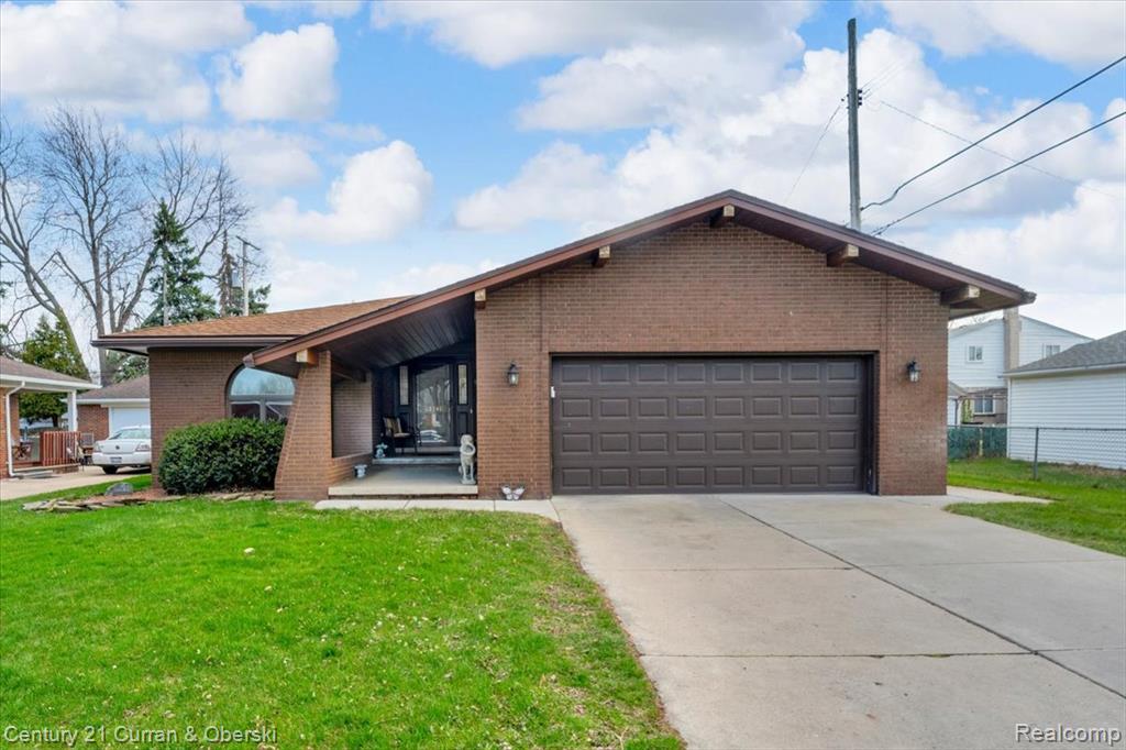 13741 Chestnut Street, Southgate, MI 48195 — front exterior