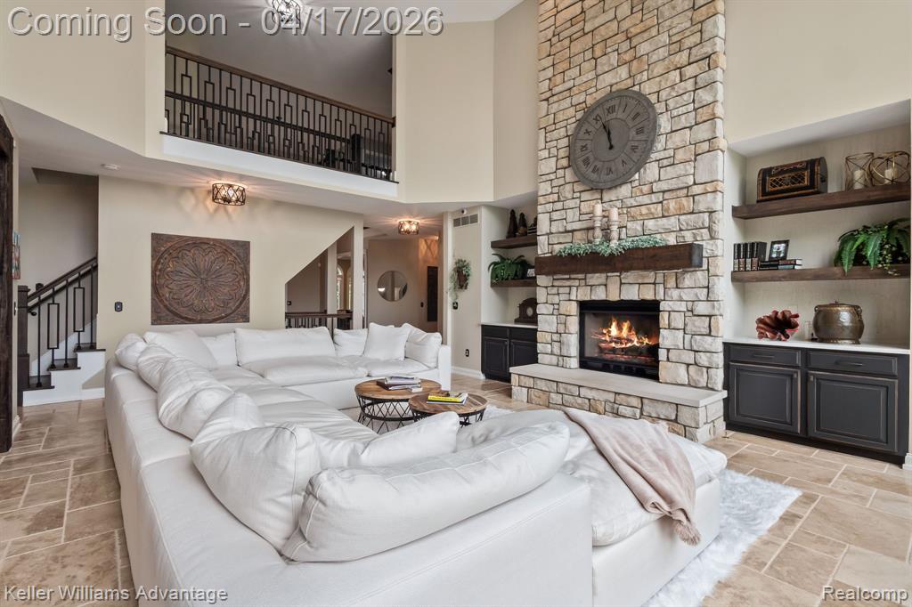 10993 Stoney Point Drive, South Lyon, MI, 48178