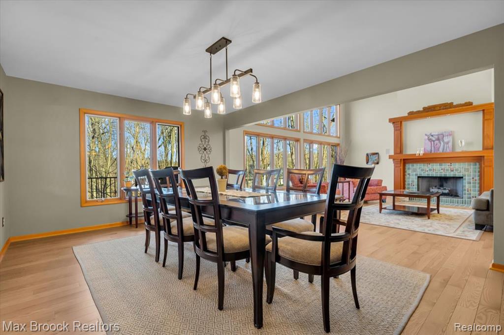 5970 Lynne Hollow Drive, Commerce Twp, MI 48382 — Photo 11