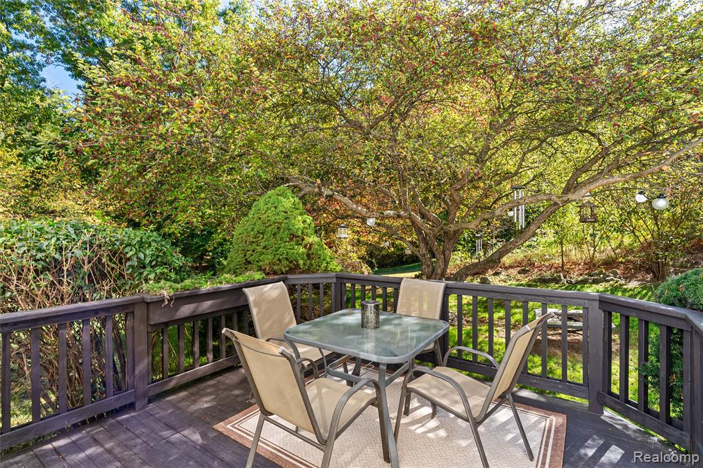 4971 N Tipsico Lake Road, Hartland, MI 48353 — Photo 43