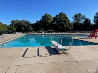 5768 Northfield Parkway, Troy, MI 48098 — Photo 31