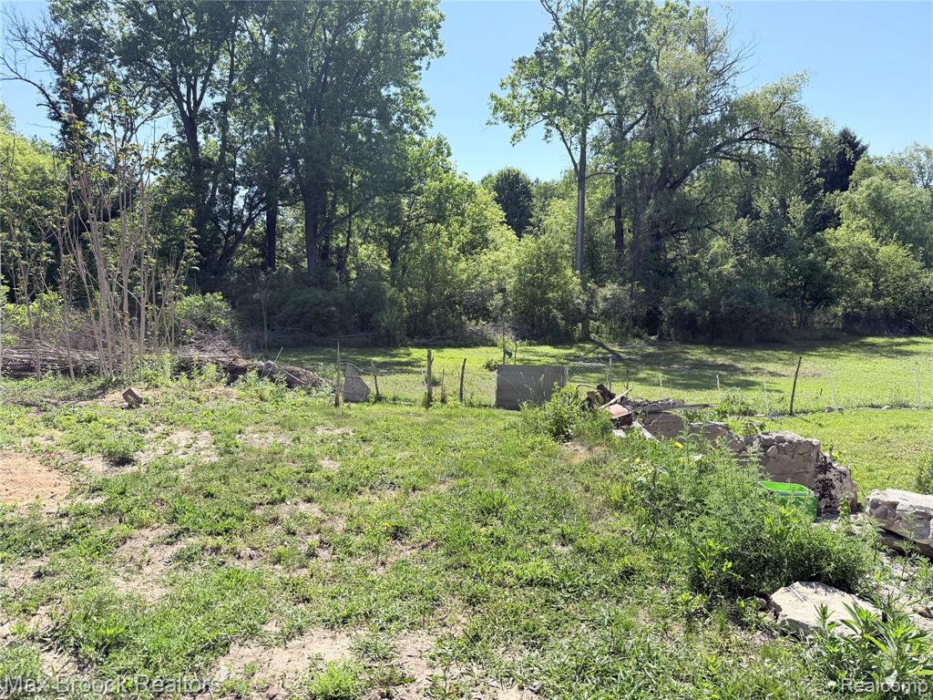 4630 Catlin Road, Columbiaville, MI 48421 — Photo 2