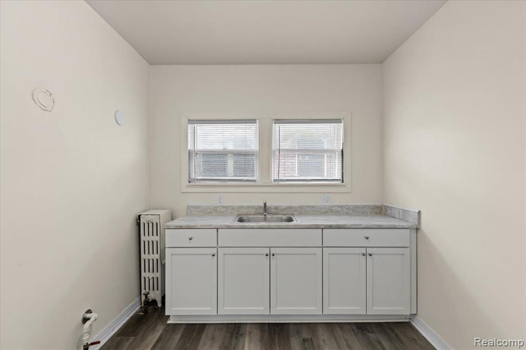 2956 Webb Street, Detroit, MI 48206 — Photo 17