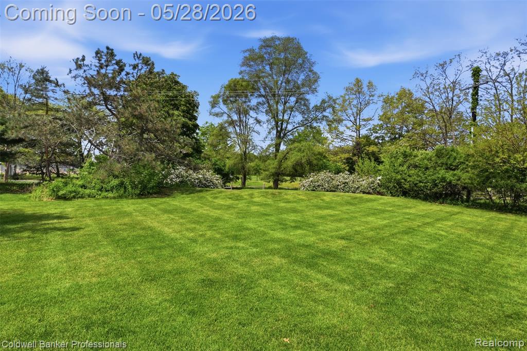7210 Willow Oak Drive, West Bloomfield, MI 48324 — Photo 25