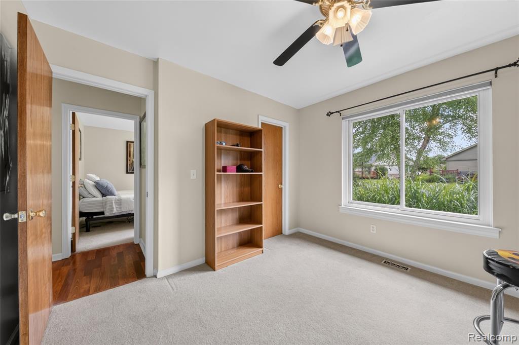 44637 Ridgefield Road, Canton, MI 48188 — Photo 21