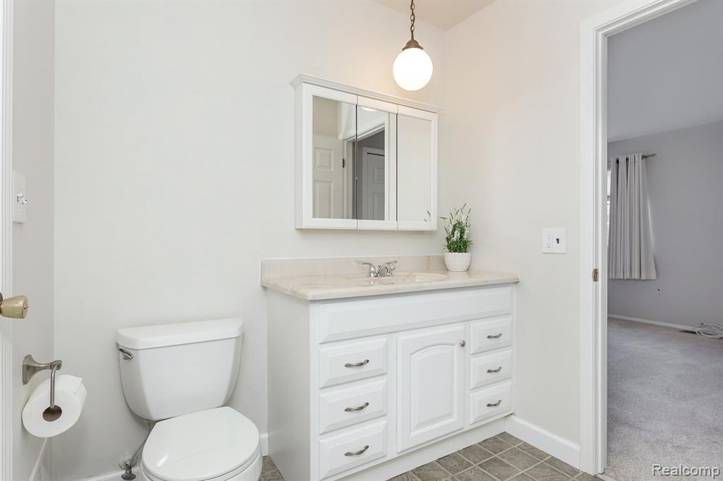 4914 CARA, Royal Oak, MI 48073 — Photo 22