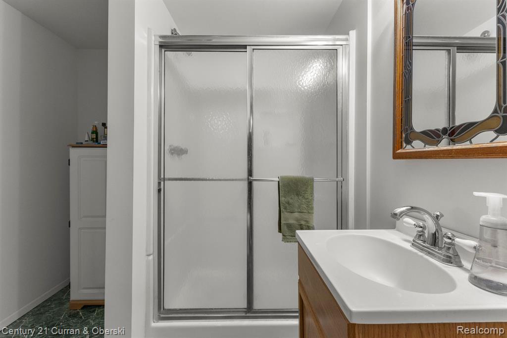 7229 WINONA Avenue, Allen Park, MI 48101 — Photo 30