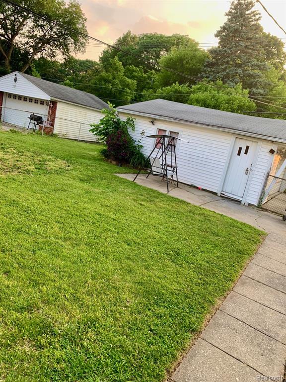 9661 KINLOCH, Redford, MI 48239 — Photo 13