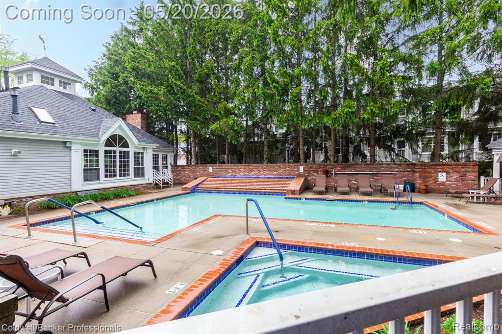 1093 Fairways Boulevard, Troy, MI 48085 — Photo 36
