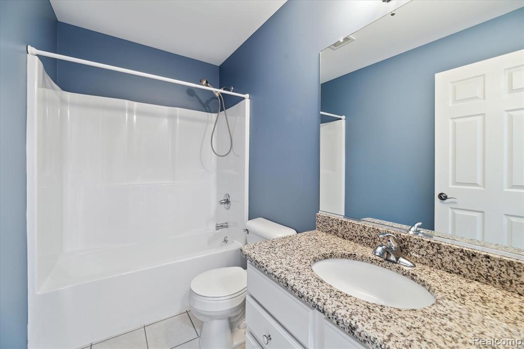 6062 GREEN ASH Drive, 36, Brighton, MI 48116 — Photo 35