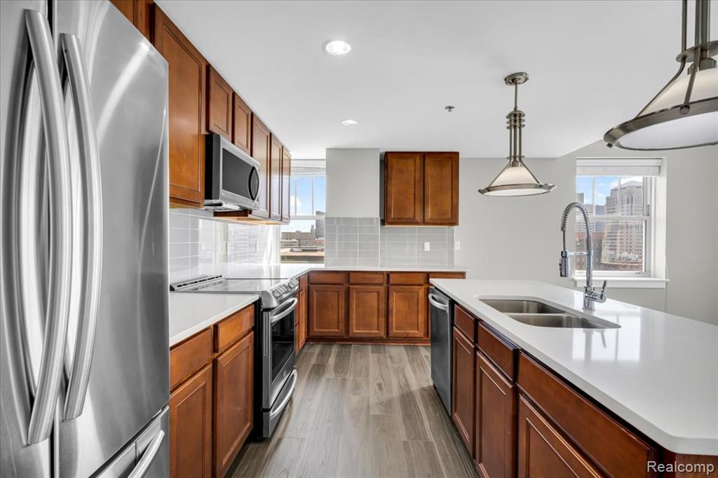 525 W Lafayette Boulevard, 18E, Detroit, MI 48226 — Photo 9