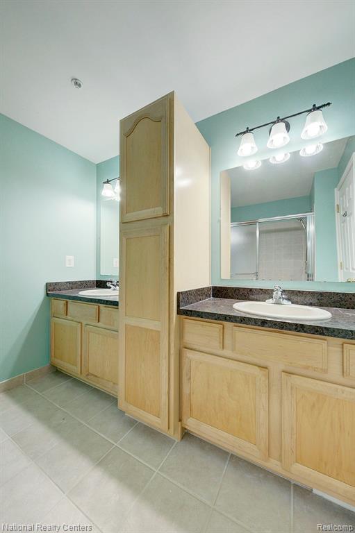 14104 ADRI Circle, Walled Lake, MI 48390 — Photo 17