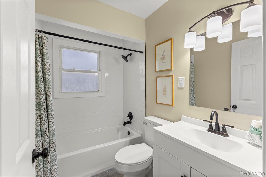 908 STEWART Avenue, Lincoln Park, MI 48146 — Photo 13