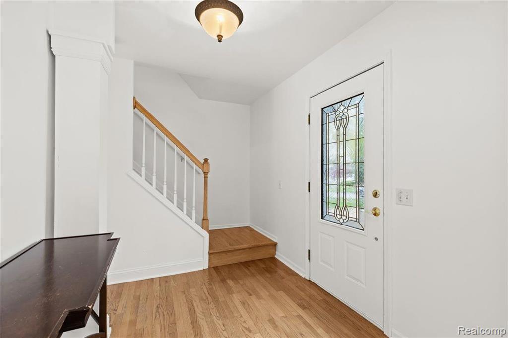 45273 Yorkshire Drive, Novi, MI — Photo 4