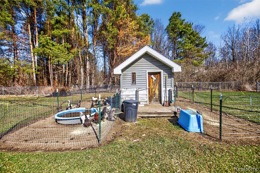 11542 Wilson Road, Montrose, MI 48457 — Photo 34
