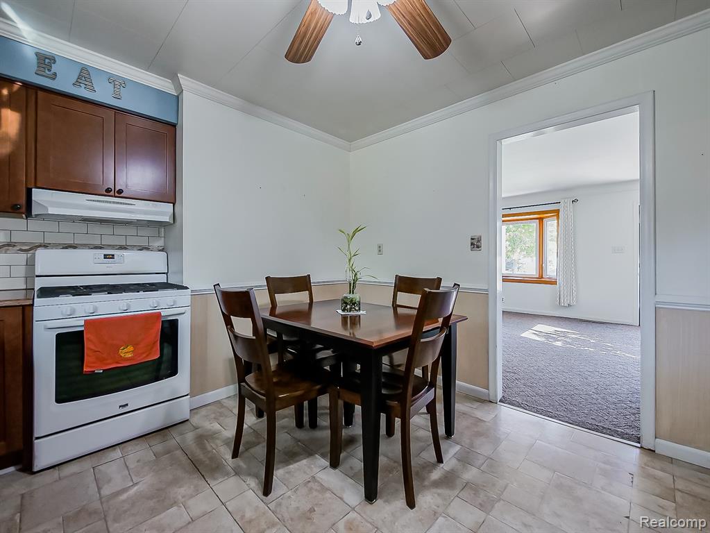 4656 Edgewood Street, Dearborn Heights, MI 48125 — Photo 4