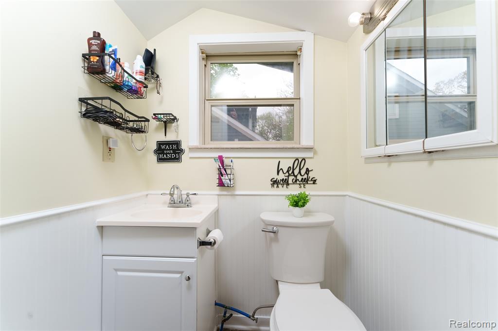 7490 Noahs Landing, Gregory, MI 48137 — Photo 27