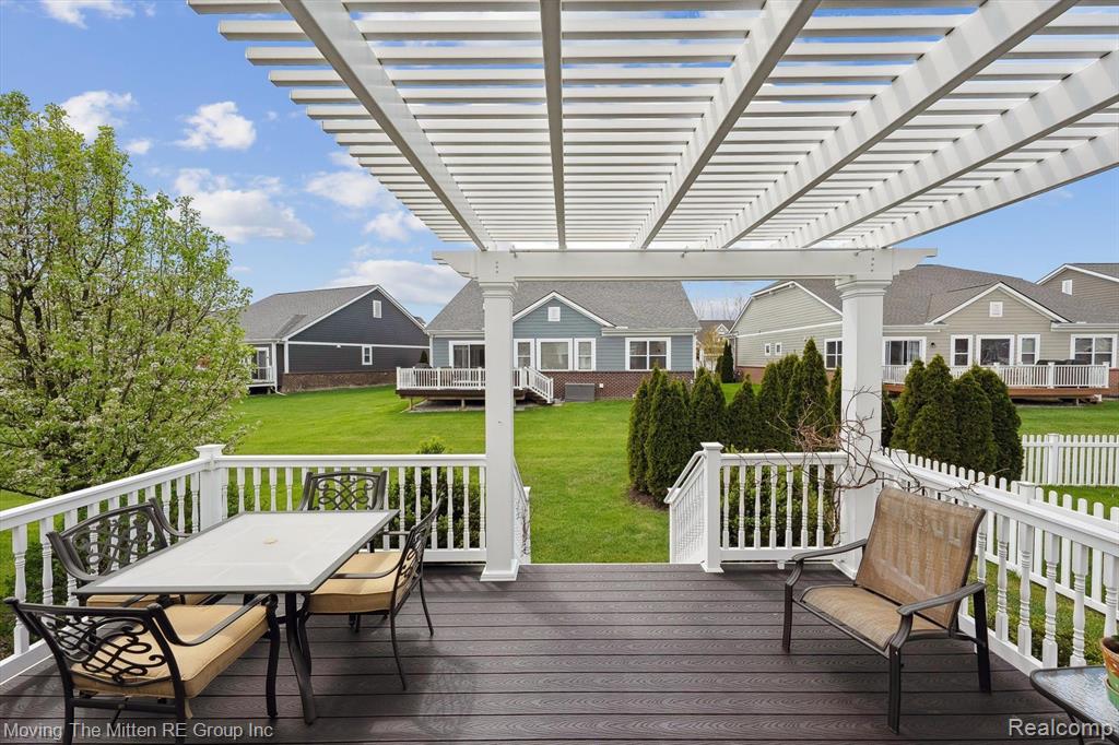 326 PROVINCE Lane, Canton, MI 48188 — Photo 44