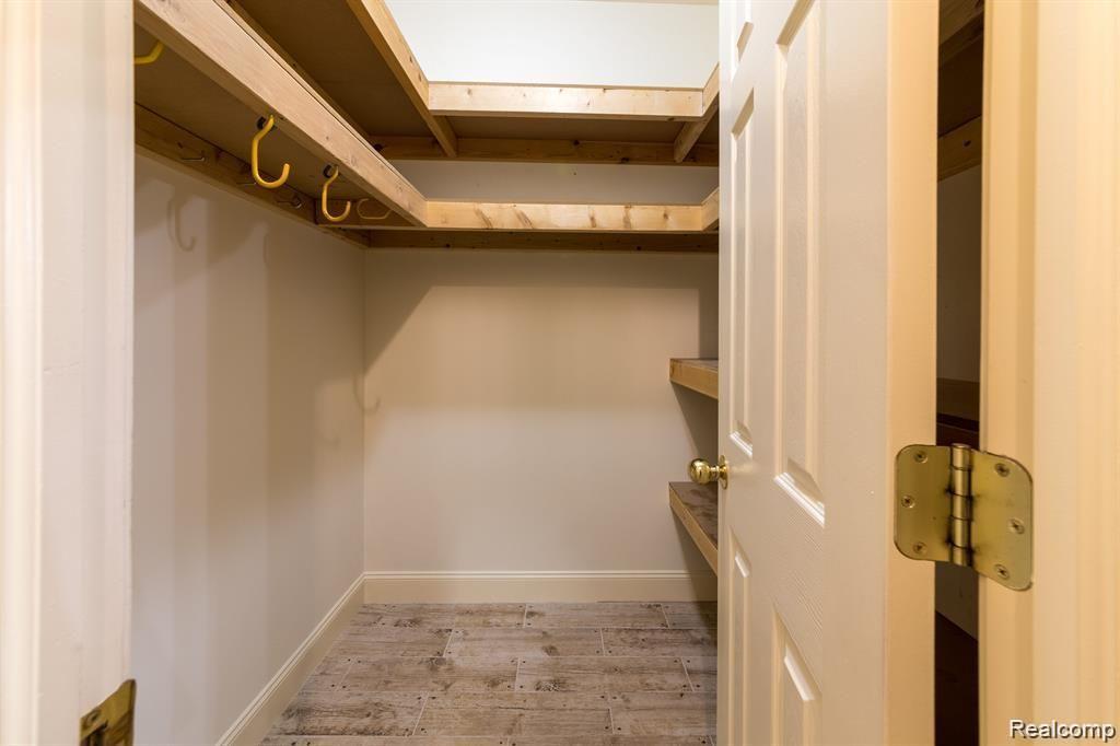 6959 KENNESAW Road, Canton, MI 48187 — Photo 11