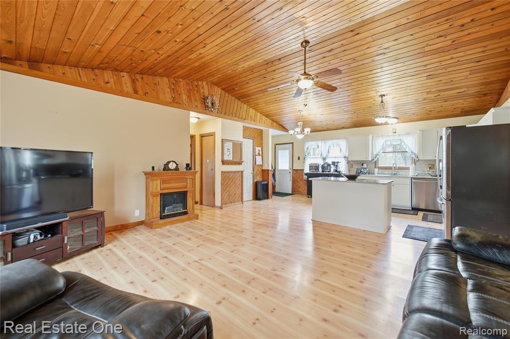 4915 E M 36, Pinckney, MI 48169 — Photo 3