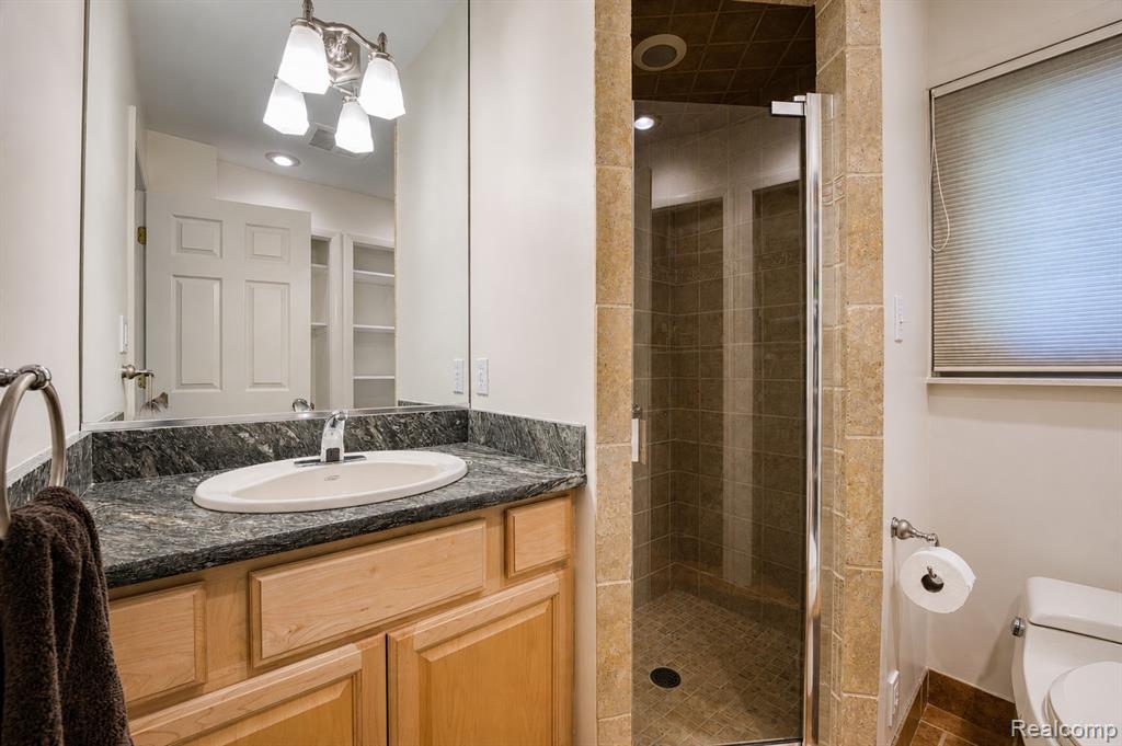 5940 Silver Birch Road, Ortonville, MI 48462 — Photo 9
