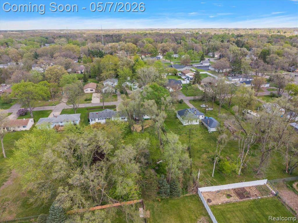 2795 Woodbury Street, Walled Lake, MI 48390 — Photo 54