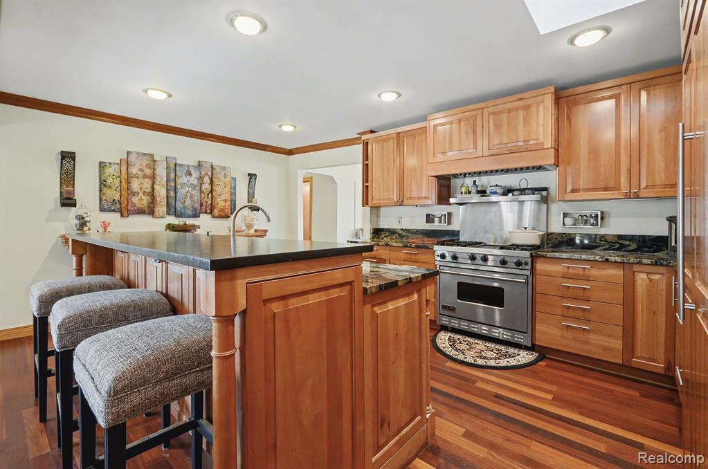 6622 Houghten Drive, Troy, MI 48098 — Photo 15