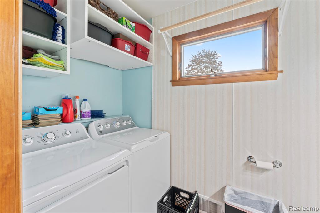 6242 Bedford Avenue, Flint, MI 48507 — Photo 18
