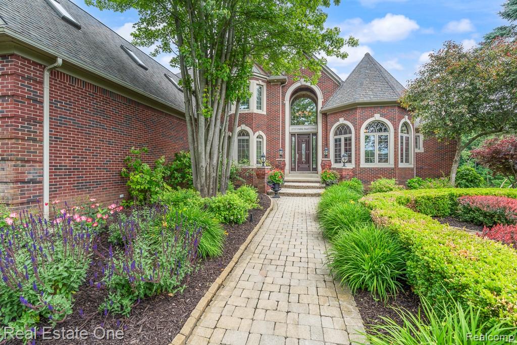 2737 Pebble Beach Drive, Oakland, MI — Photo 2