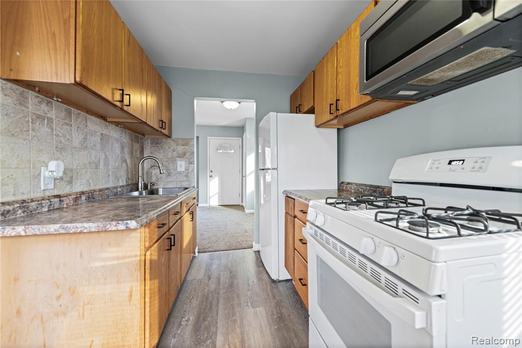 14940 Irene Street, Southgate, MI 48195 — Photo 14