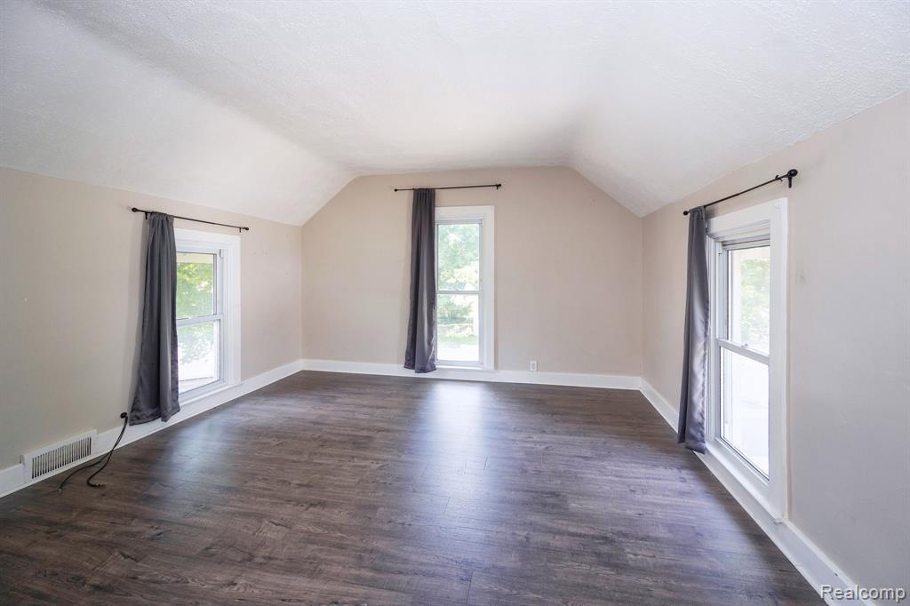 250 1st Street, Milan, MI 48160 — Photo 36