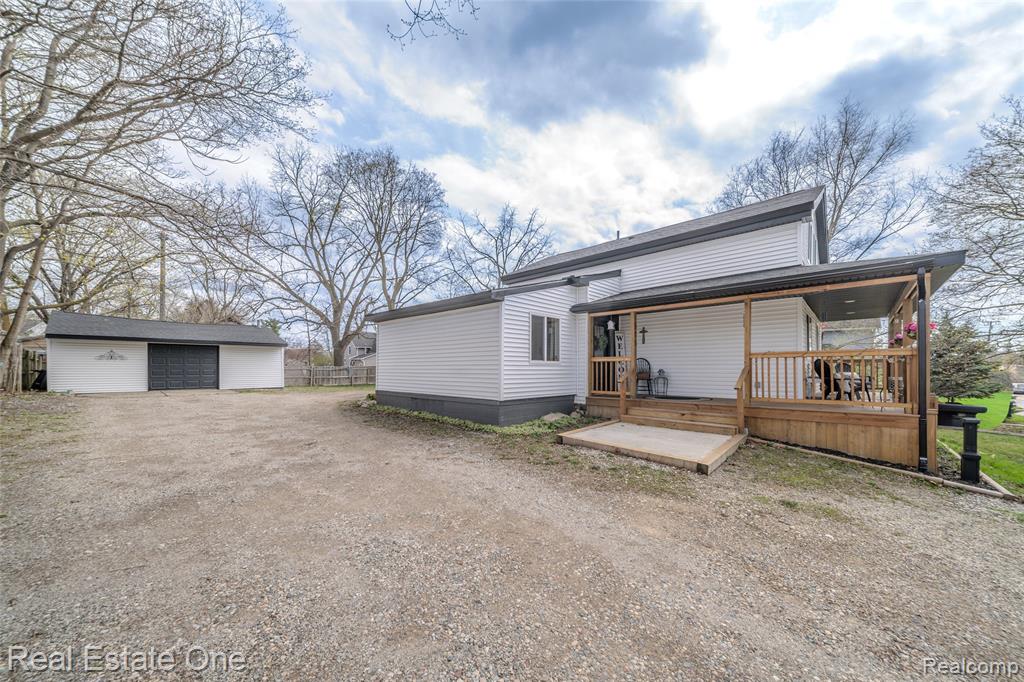 515 S Michigan Avenue, Howell, MI 48843 — Photo 36