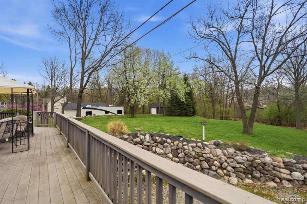 3630 S Shimmons Circle, Auburn Hills, MI 48326 — Photo 13