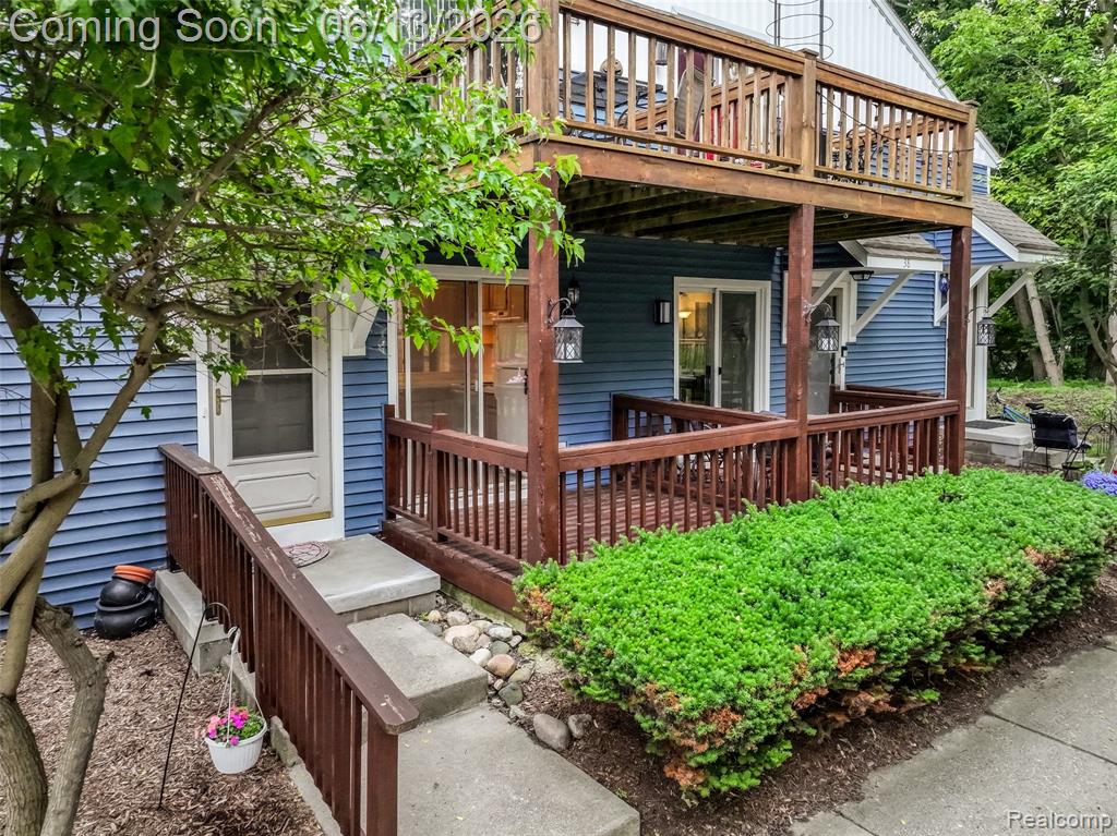 44750 Bayview Drive, 37, Novi, MI 48377 — Photo 6