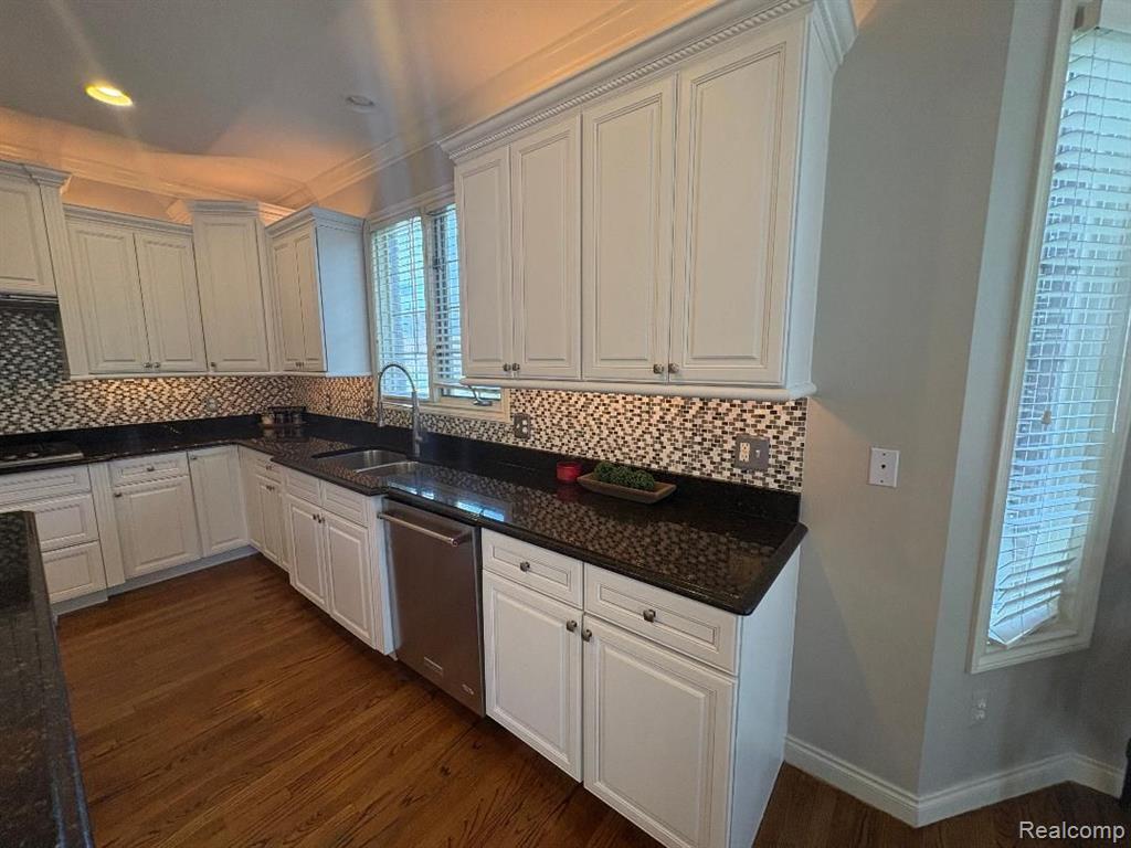 755 MAJESTIC, Rochester Hills, MI 48306 — Photo 27