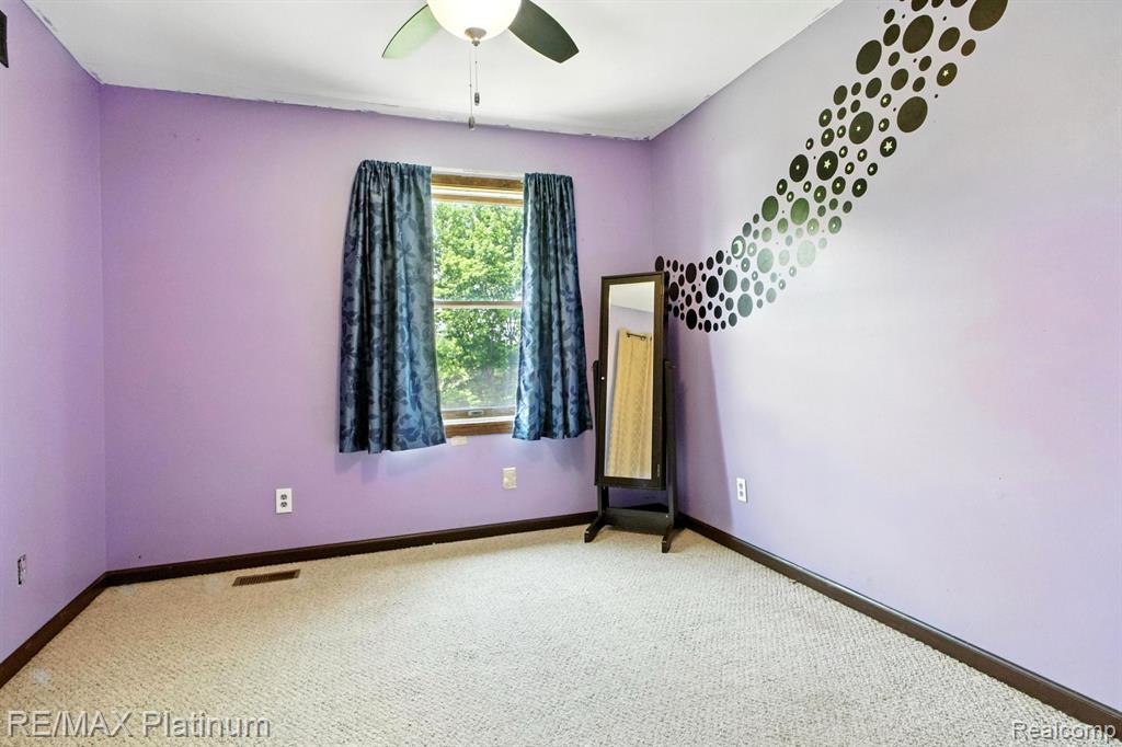 11077 Owosso Road, Fowlerville, MI 48836 — Photo 16