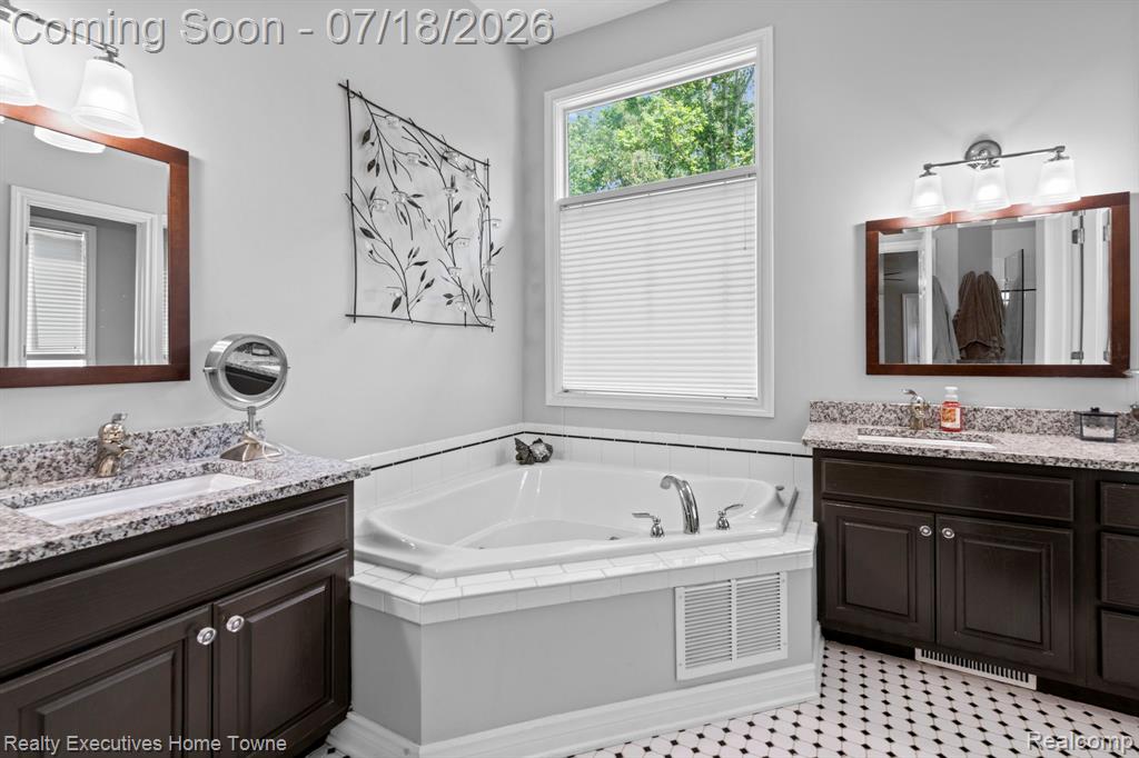 3276 Shorewood Avenue, Fort Gratiot, MI 48059 — Photo 30