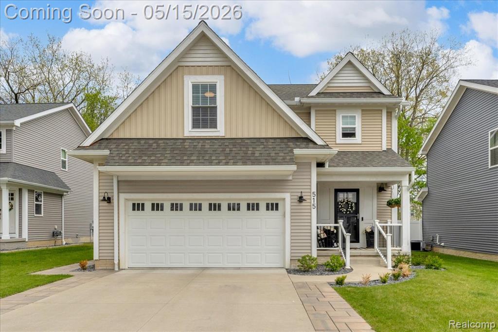 515 S Winding Drive, Waterford, MI 48328 — front exterior