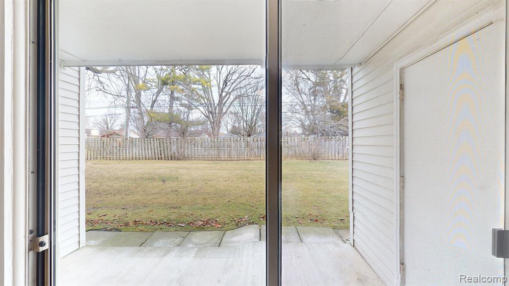 42580 Plymouth Hollow Drive, Plymouth, MI 48170 — Photo 7